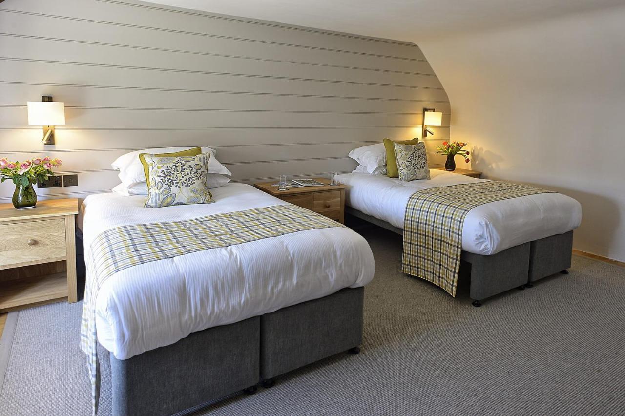 Eversfield Organic At The Ring Of Bells Inn North Bovey 외부 사진